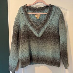 Woolrich Womens L Large V-Neck Grey Heather Acrylic Blend Sweater